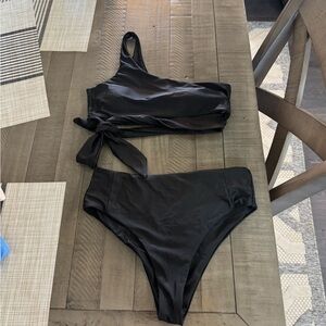 Black One-Shoulder Bikini Set
